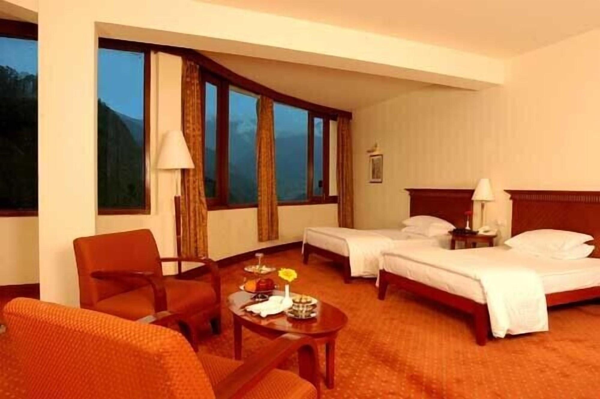 The Royal Plaza Gangtok Hotel Ngoại thất bức ảnh