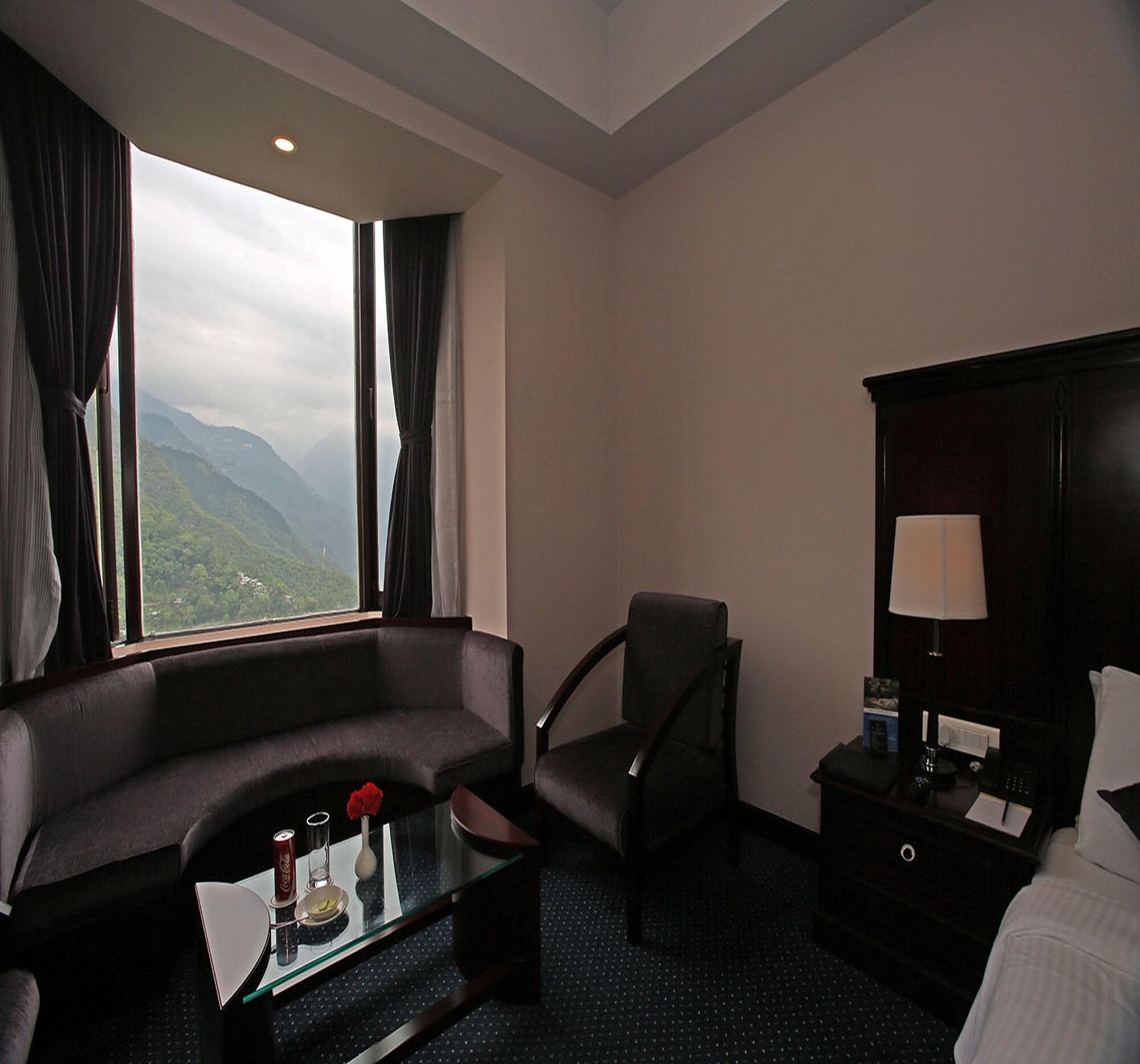The Royal Plaza Gangtok Hotel Ngoại thất bức ảnh
